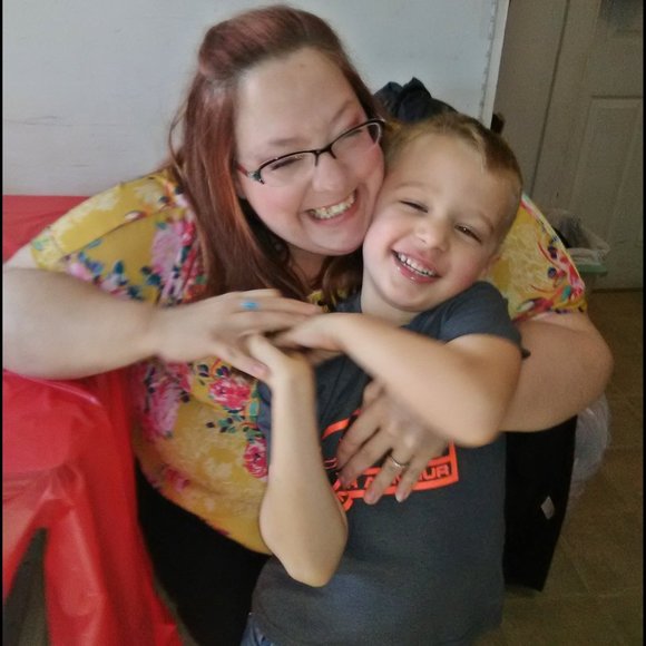 Meet your Posher, Danielle - Picture 9 of 9